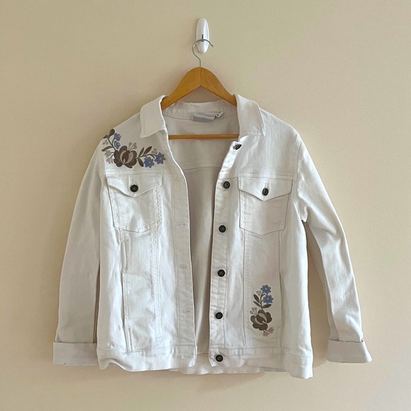 White embroidered jean jacket - Picture 1 of 3
